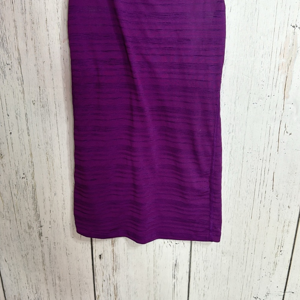 Nike Racerback Tank Top - Picture 3 of 6